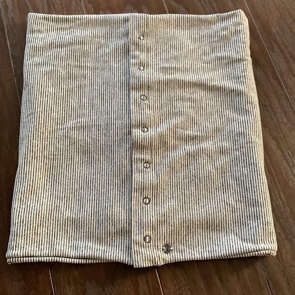 Lululemon Stripe Vinyasa Shawl Wrap